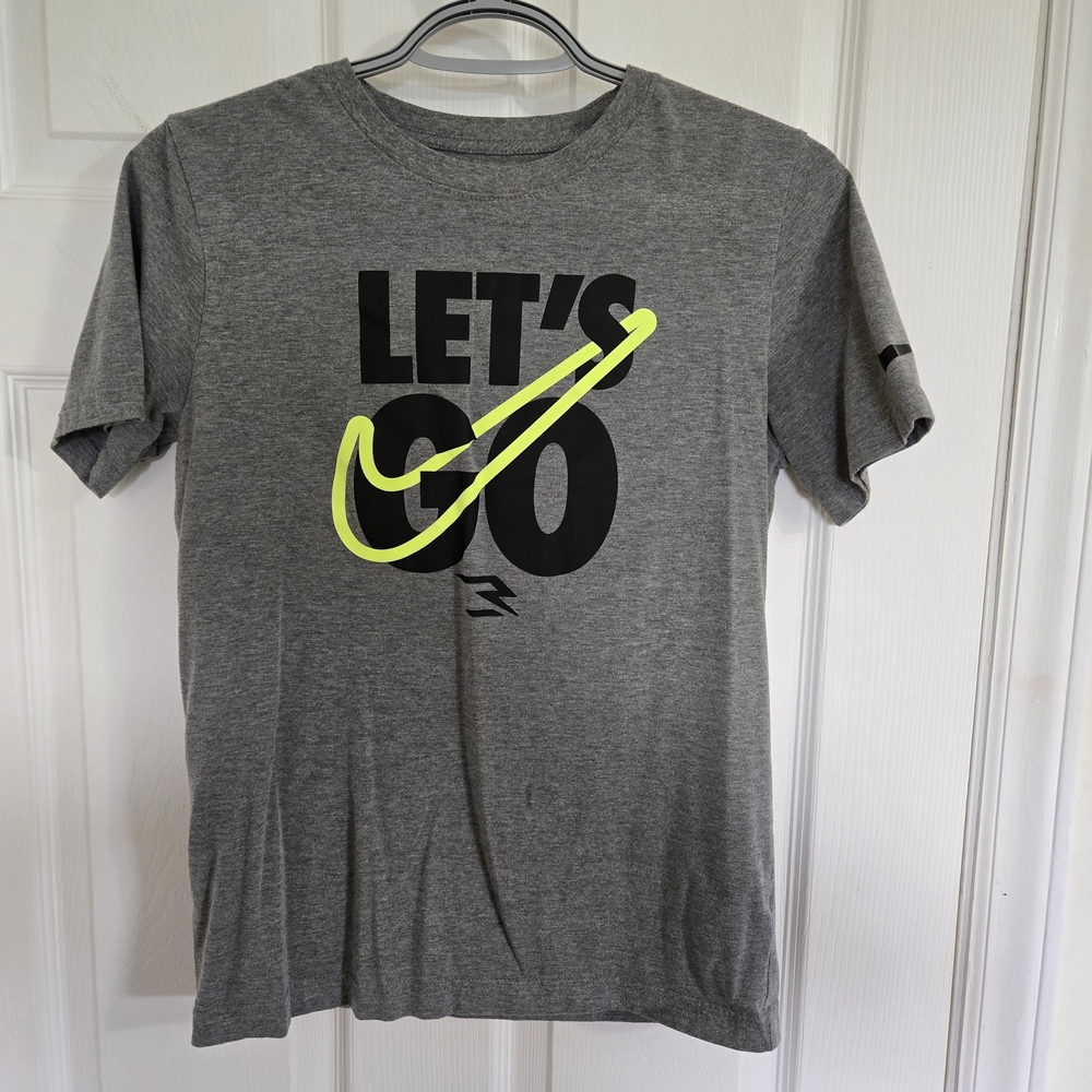 Nike/Rize Colab Youth Large Gray Tee with Black Let's Go W Neon Yellow SwooshEUC - Picture 2 of 4